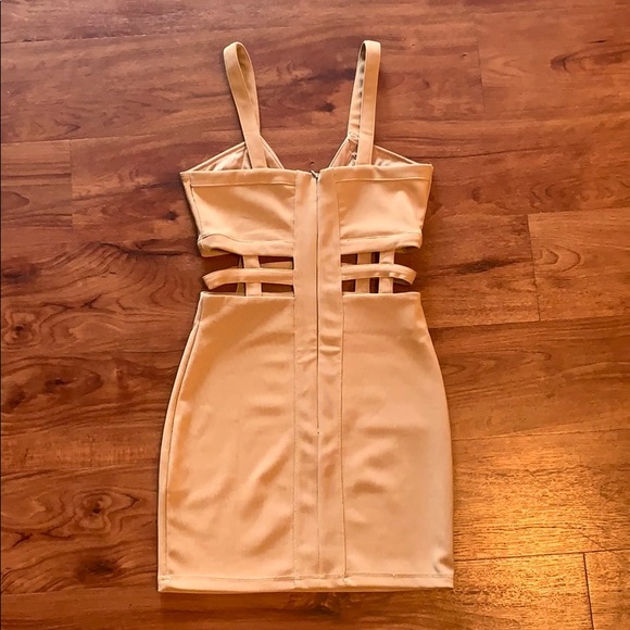 Cut out bandage dress - Picture 2 of 3